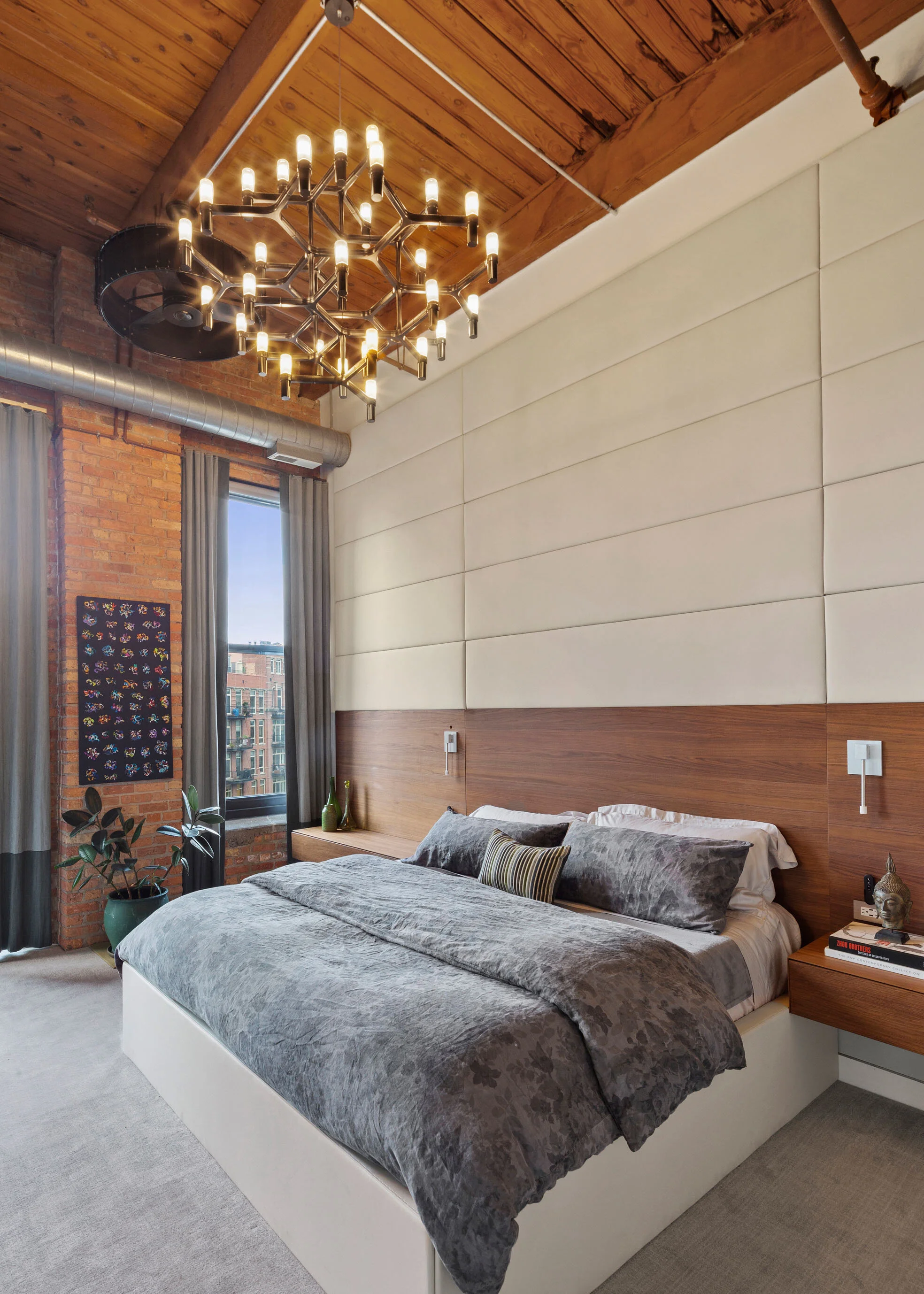 420 West Grand - Habitar - WM_006.jpg