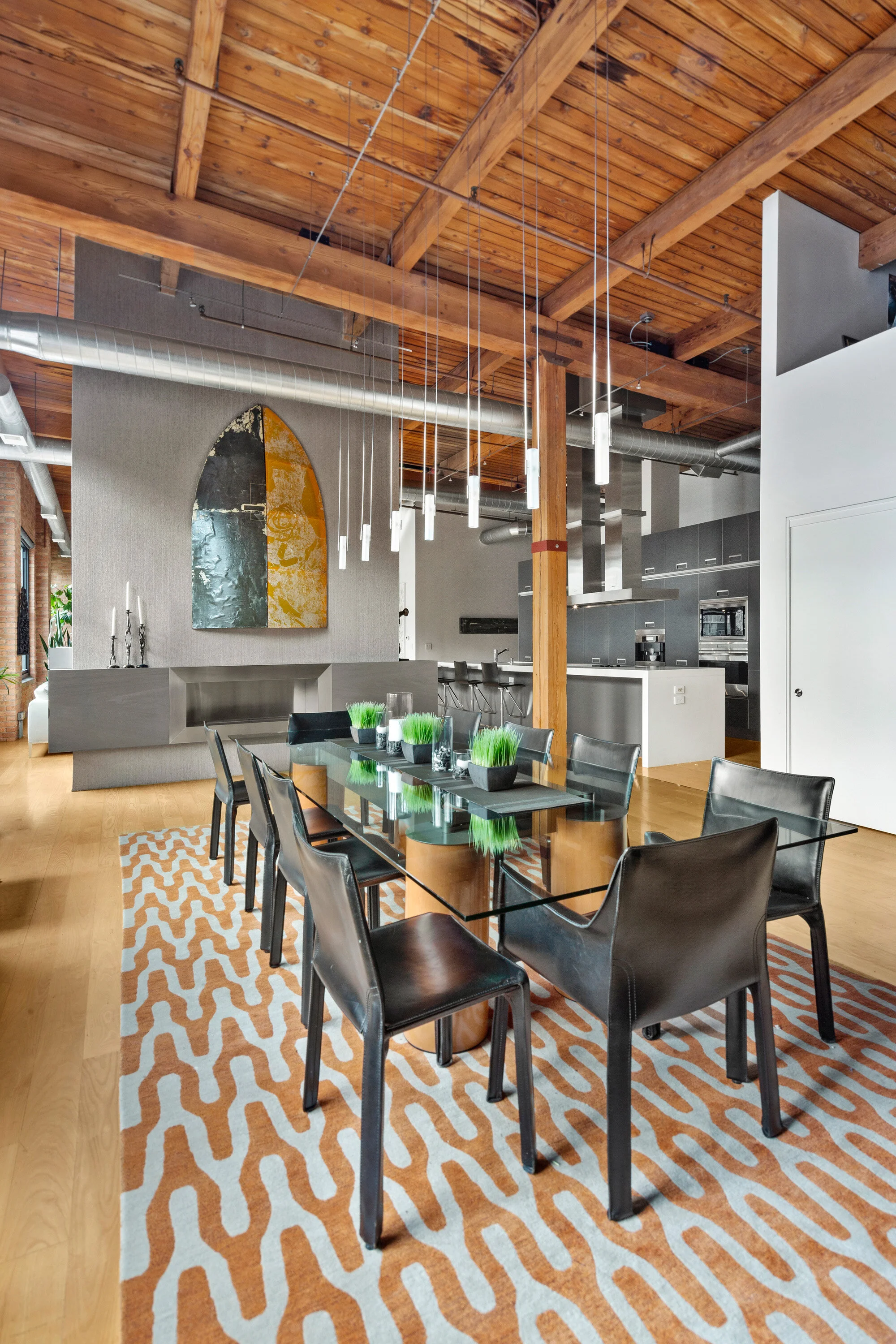 420 West Grand_035.jpg