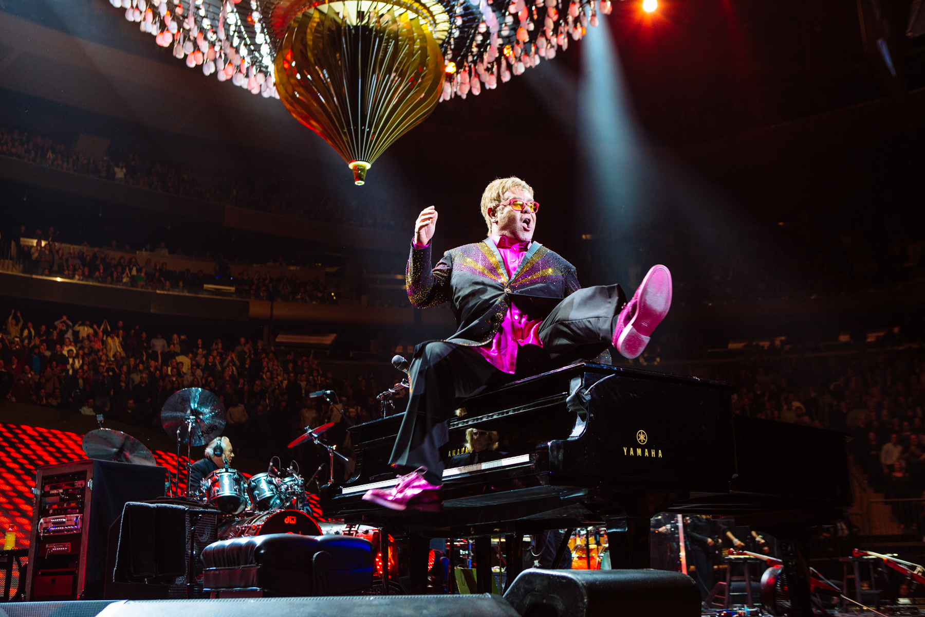  Elton John 