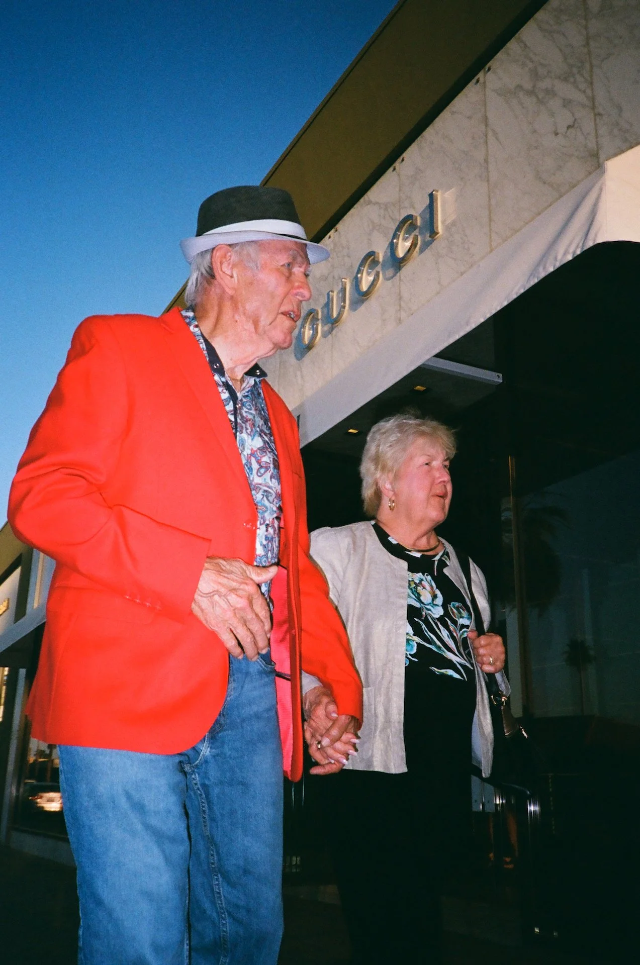 El Paseo Ave. Kodak Ultramax 400