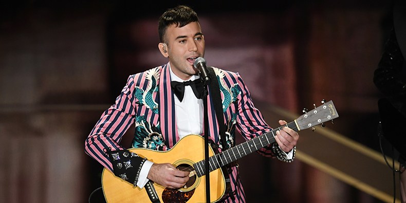 Sufjan Stevens performs “Mystery of Love” at the Academy Awards Sunday night. (Image courtesy of Getty)