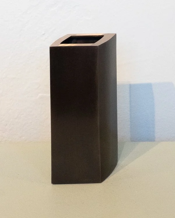 Medium Column Vase_02 - web.jpg