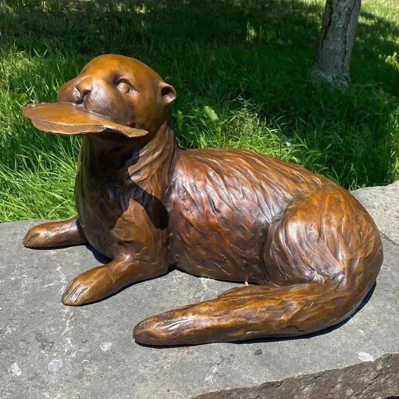 Sea-Otter-with-Sole-2023-02.jpg copy.jpg
