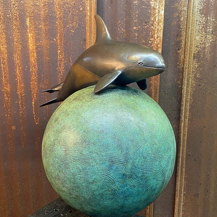 Orca-Moon-2024-04 - web.jpg