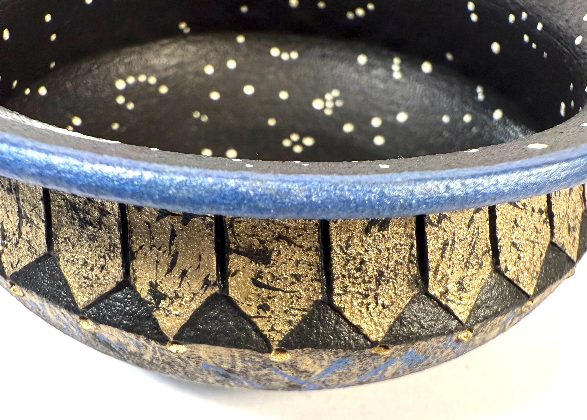 ALL IN    close up view - web.jpg