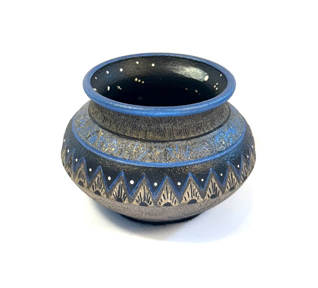 Passing through Taurus and Friends BACK VIEW - web.jpg