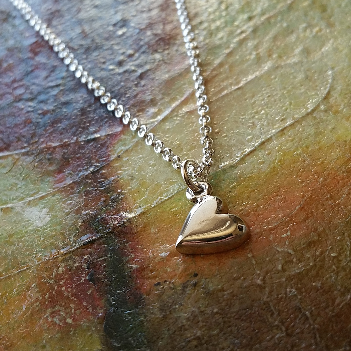 silver heart charm 1.jpg