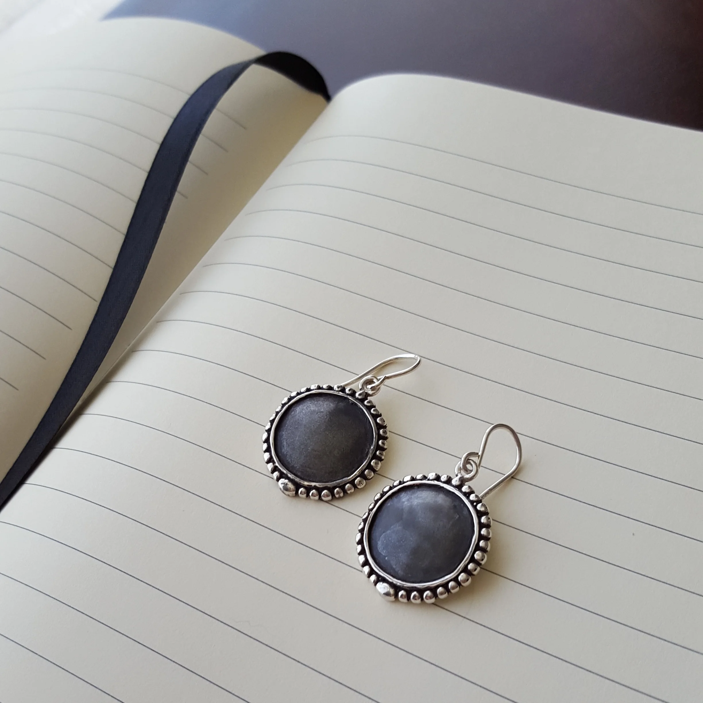Kalonice Earrings.jpg