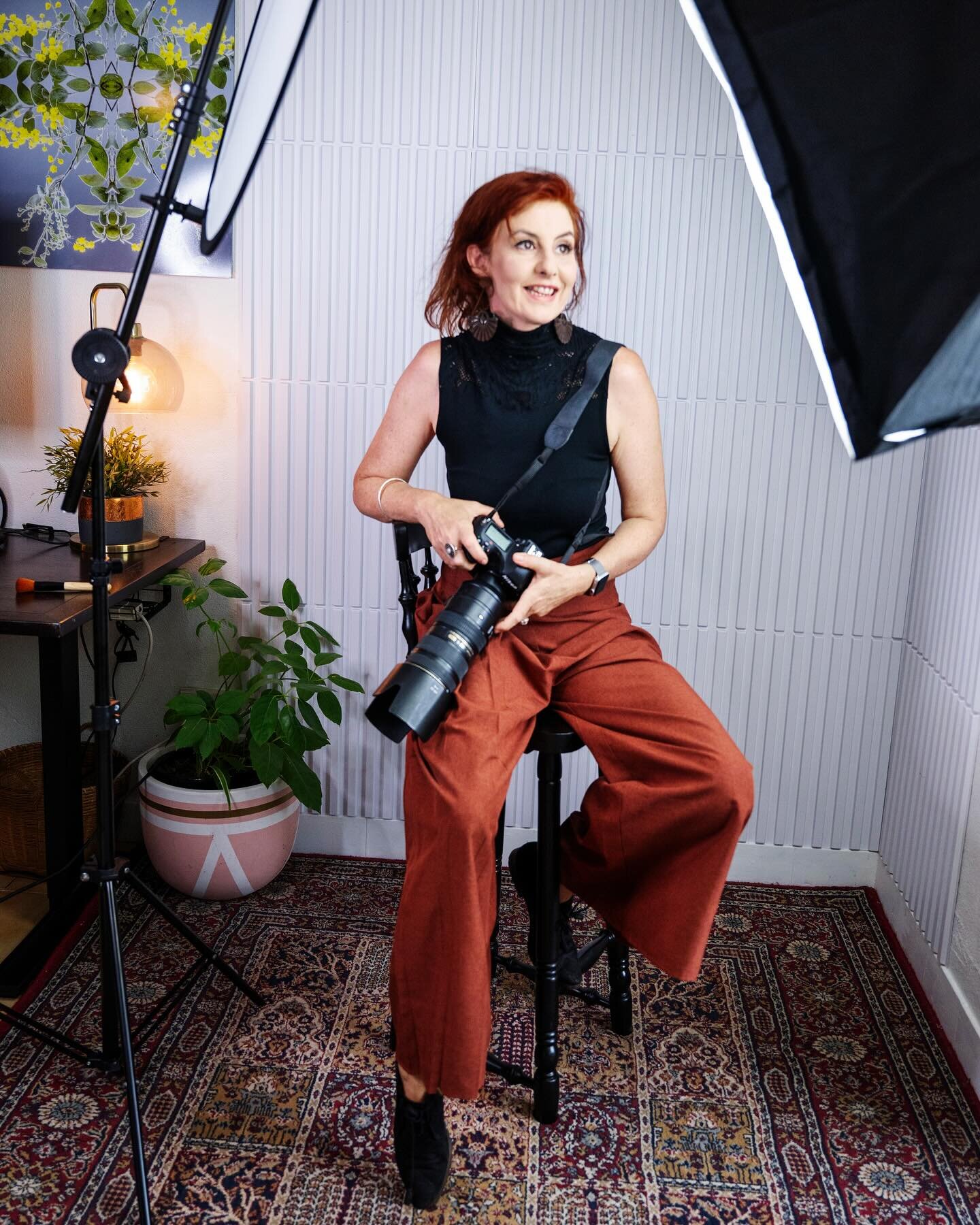 Well hello. It&rsquo;s me in the studio. A new little pocket of the studio I&rsquo;ve made to expand the Headshots and Personal Branding spots. The ever evolving space! 

#brisbanestudio 
#photographerbrisbane #commercialphotography #headshots #perso