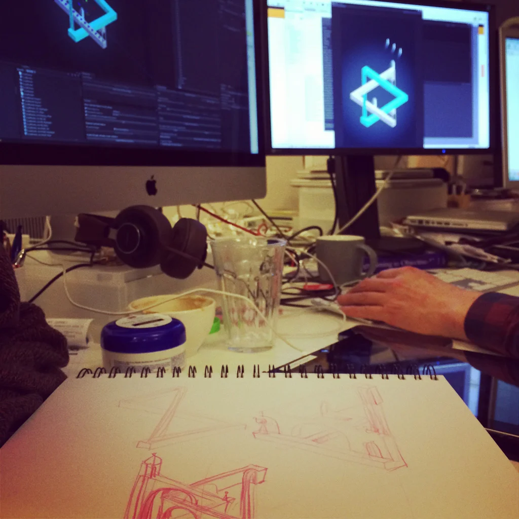  Days before submitting to Apple, we quickly design and constructed an additional 'chunk' for Water Palace 