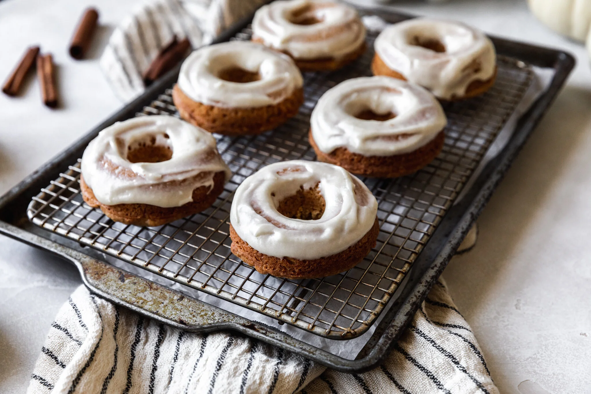 201005_Pumpkin_Maple_Donuts_0003.jpg