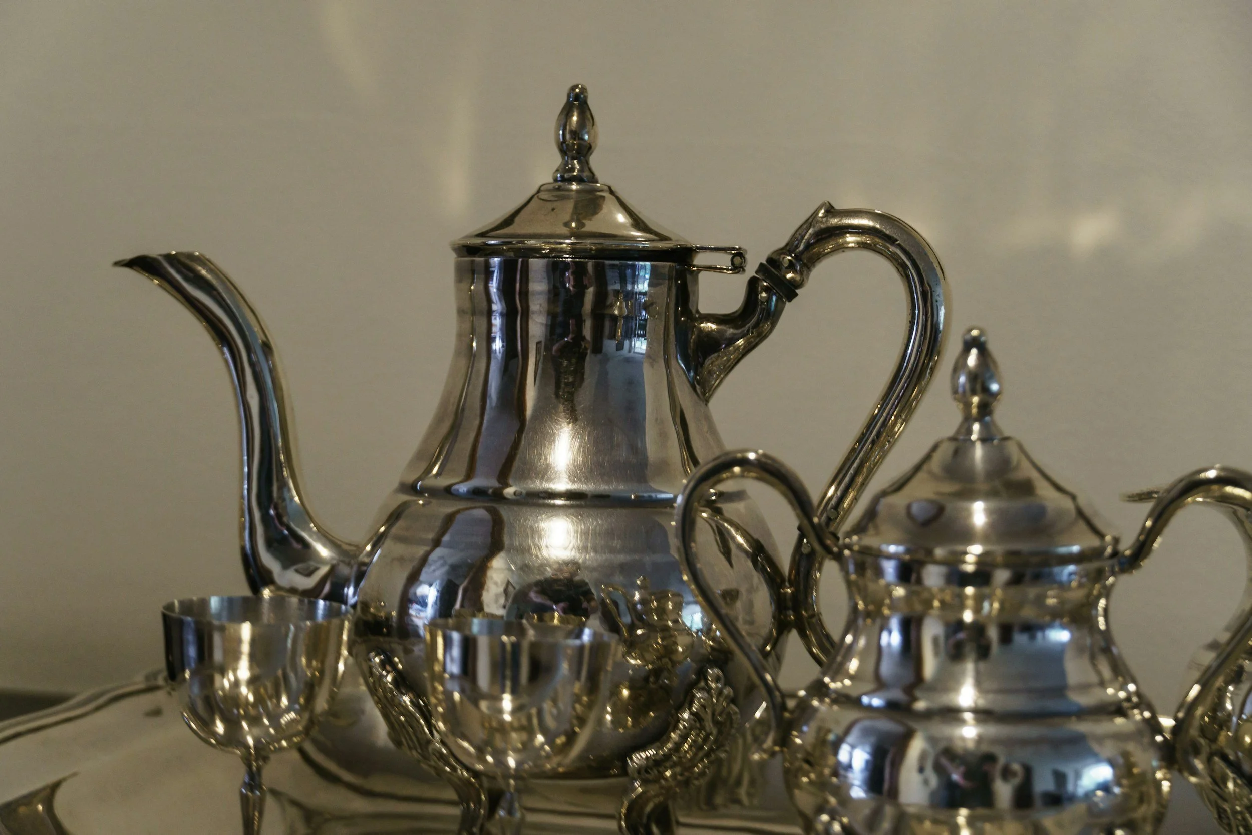How to Get Money for Old, Tarnished Silver Platters and Tea Sets