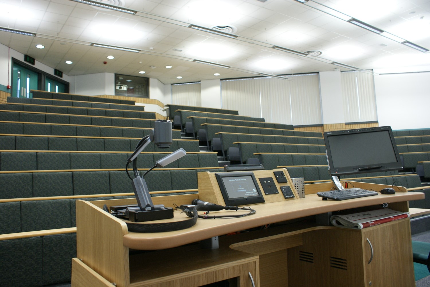 Western Lecture Theatre, Business School - CTS 2013
