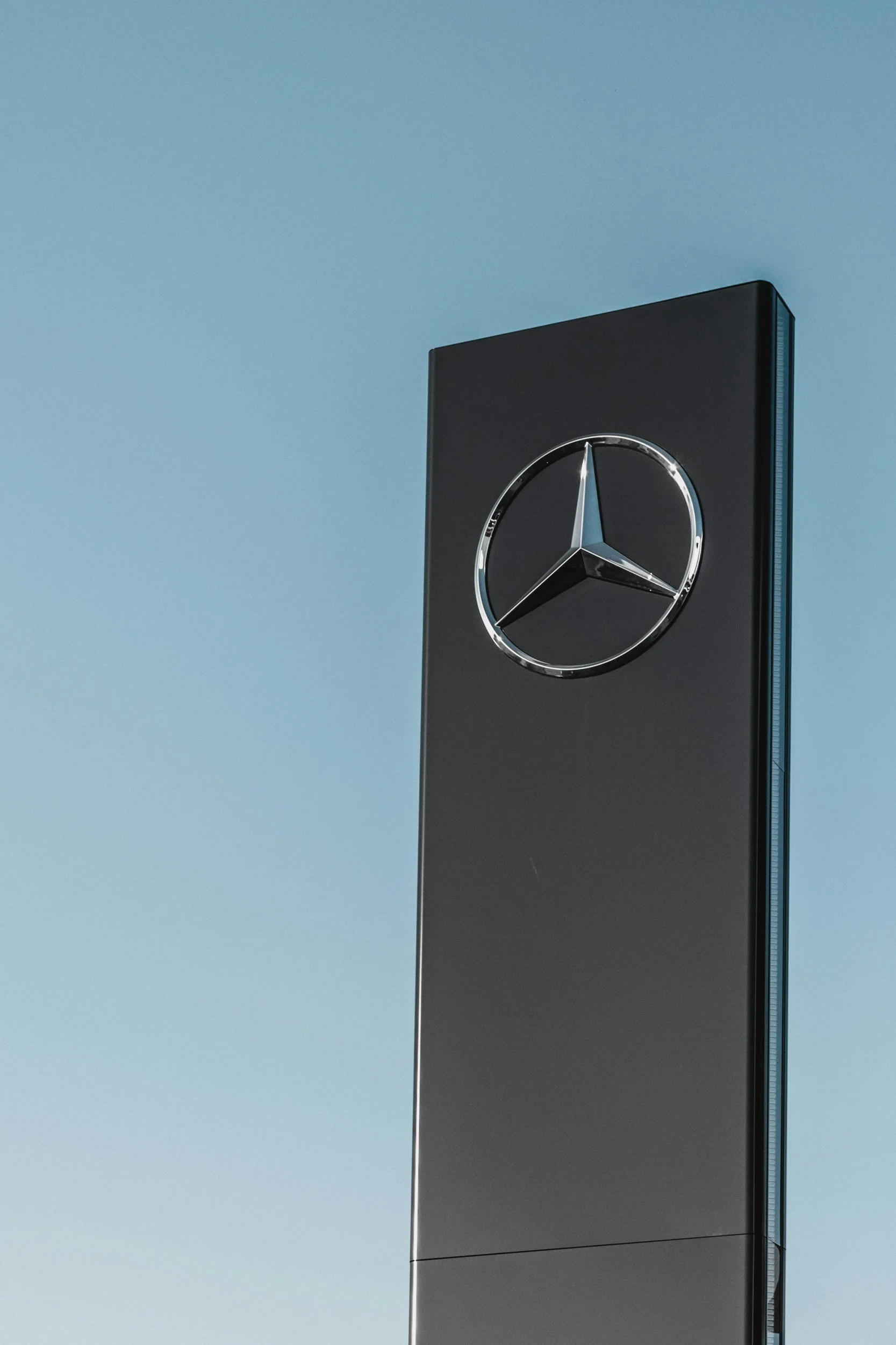 Mercedes-Benz Places: Engineering as Address