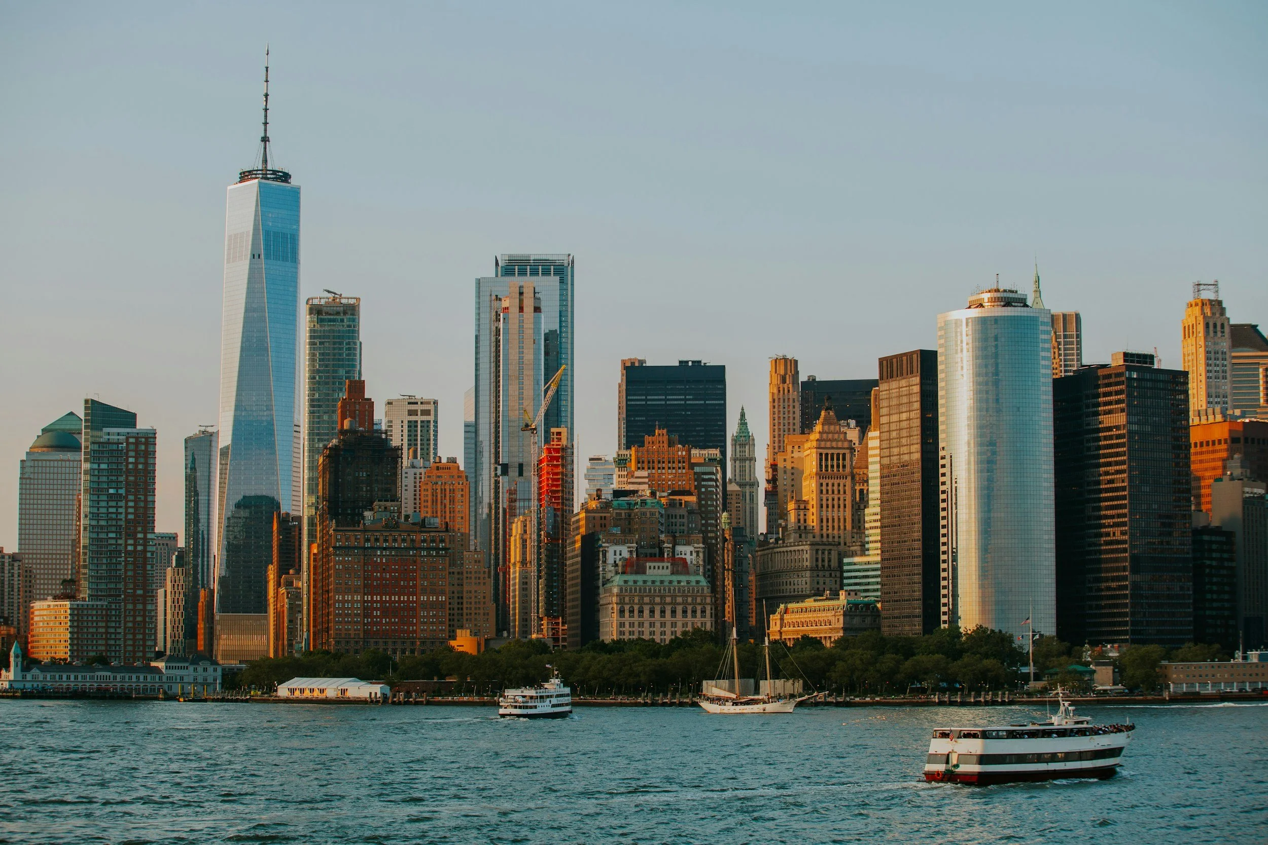 How to Find Your NYC Apartment, Sex and the City Style: A Guide for the Corporate Transplant Who Actually Wants to Fit In