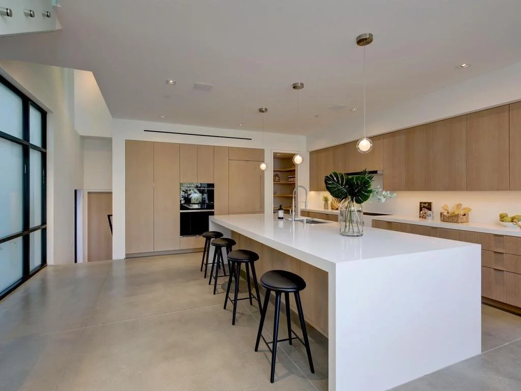 809 Huntington St Huntington-017-8-809Huntington 017-MLS_Size.jpg