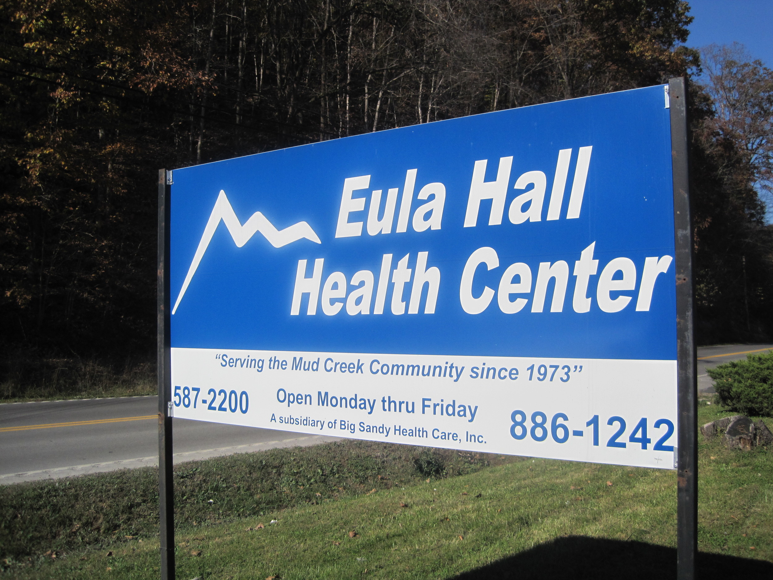 17-Eula Hall Health Center Sign.jpg
