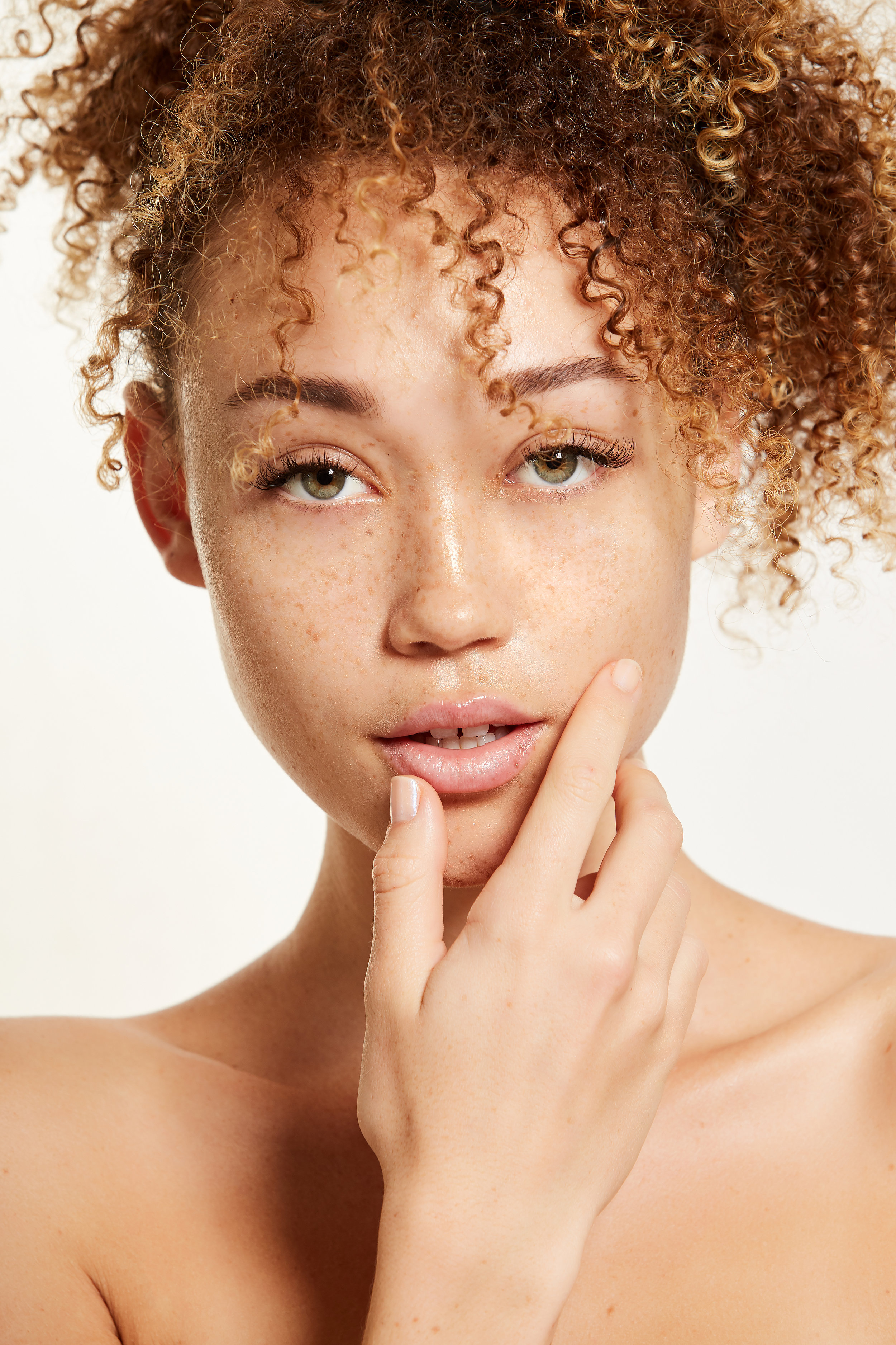 ALANA - BEAUTY17100.jpg