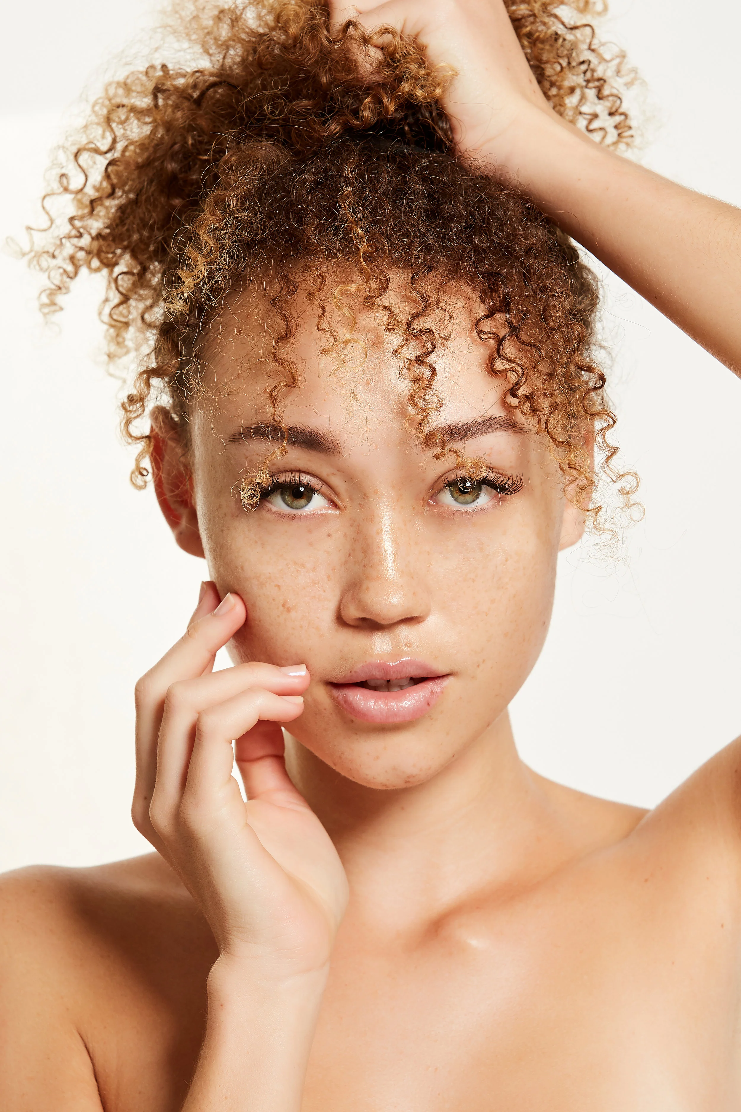 ALANA - BEAUTY17099.jpg