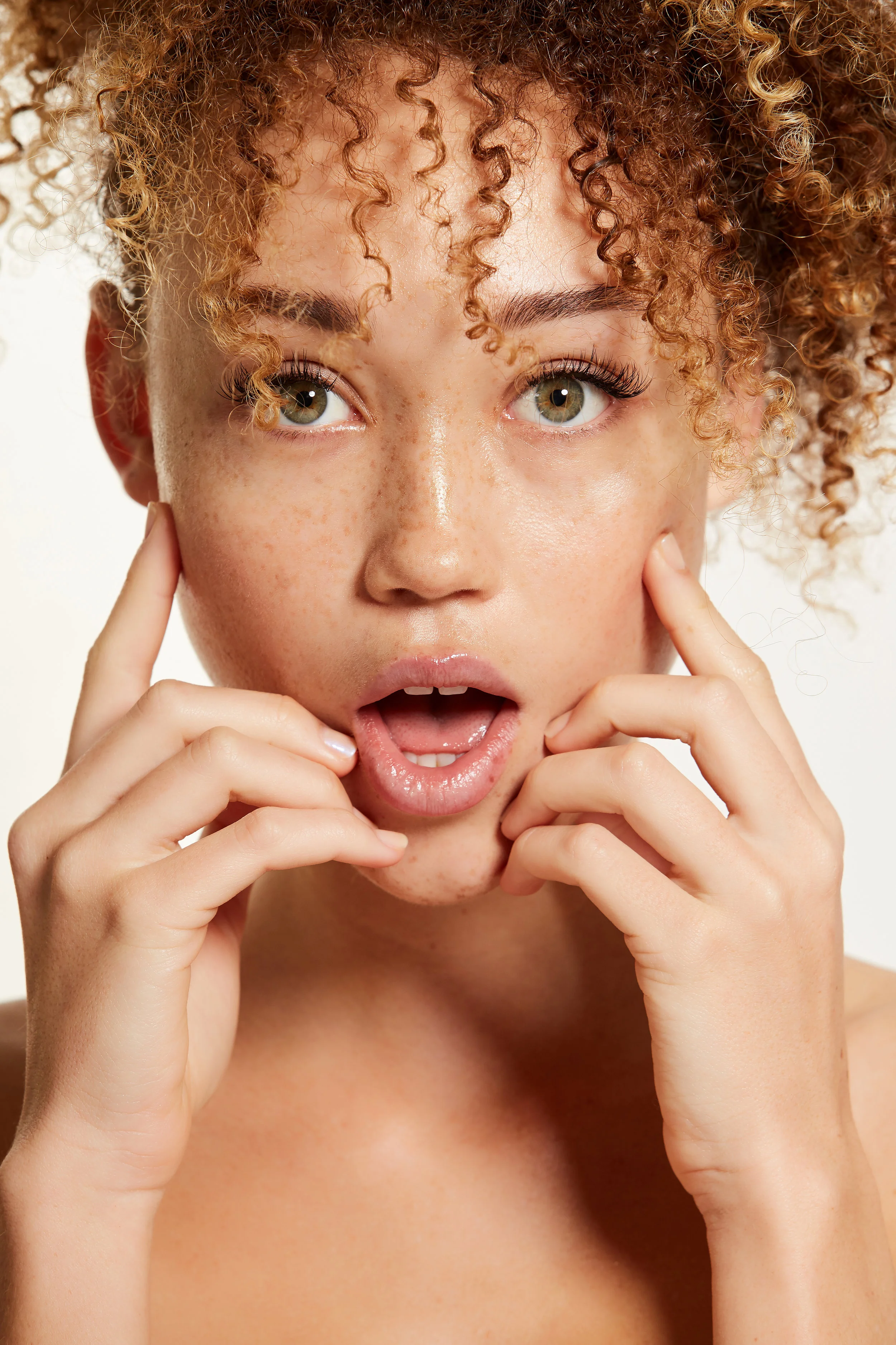 ALANA - BEAUTY17151.jpg