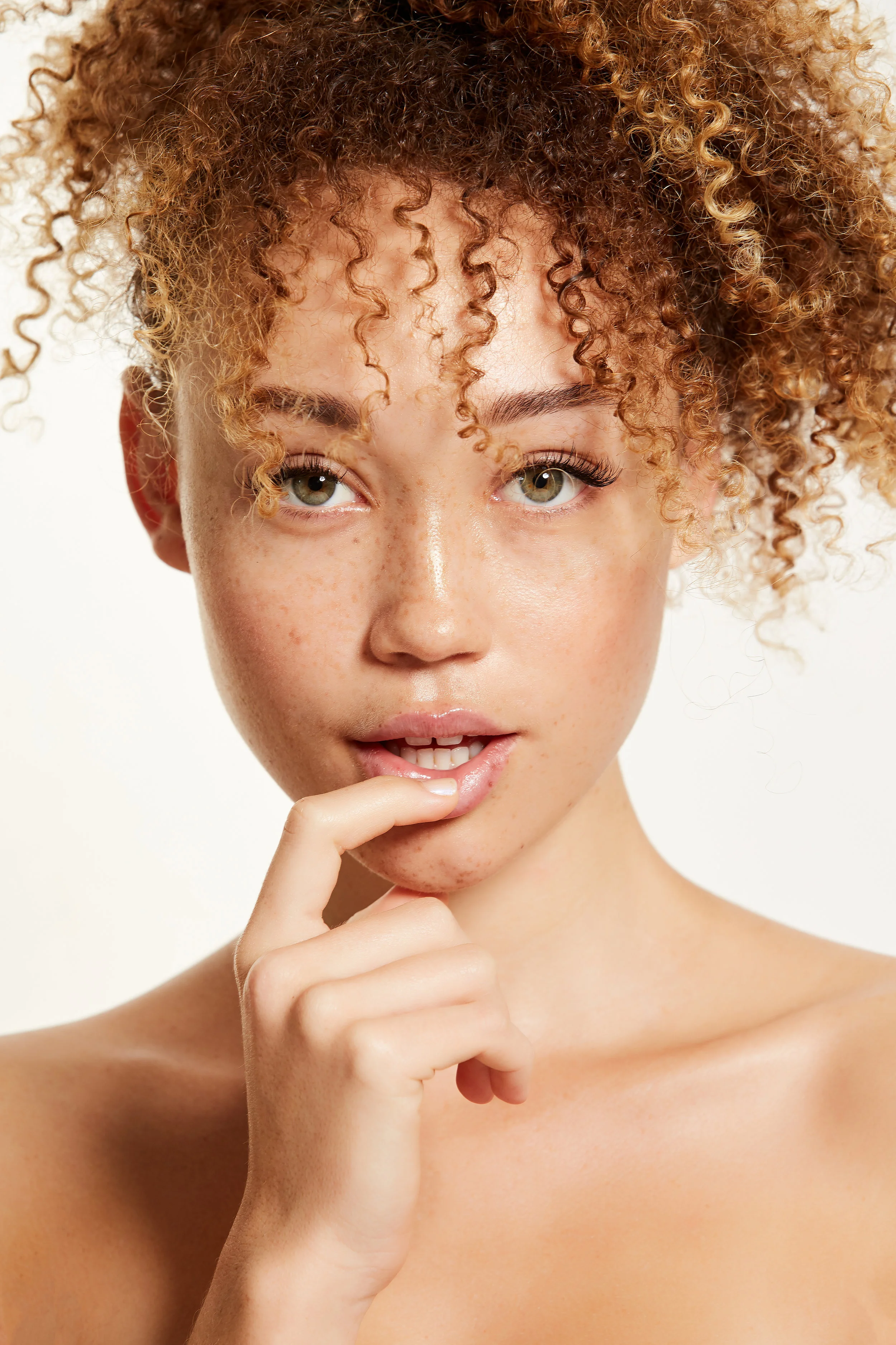 ALANA - BEAUTY17154.jpg