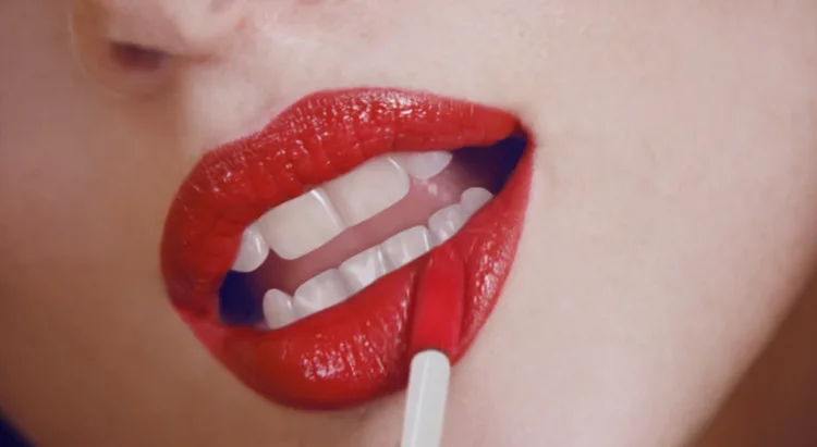 WERBEWELT_Manhattan_Cosmetics_TV_ad_3.jpg