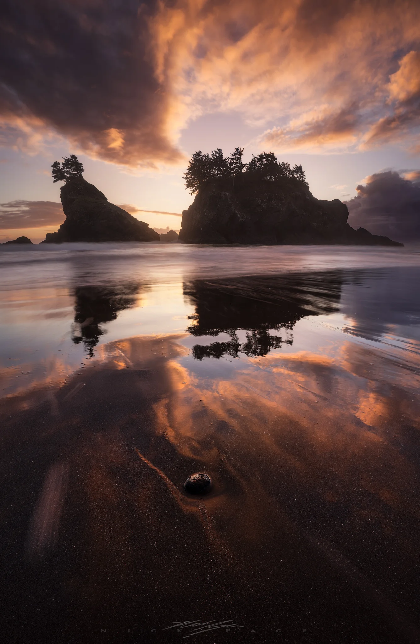 Secret Beach reflections