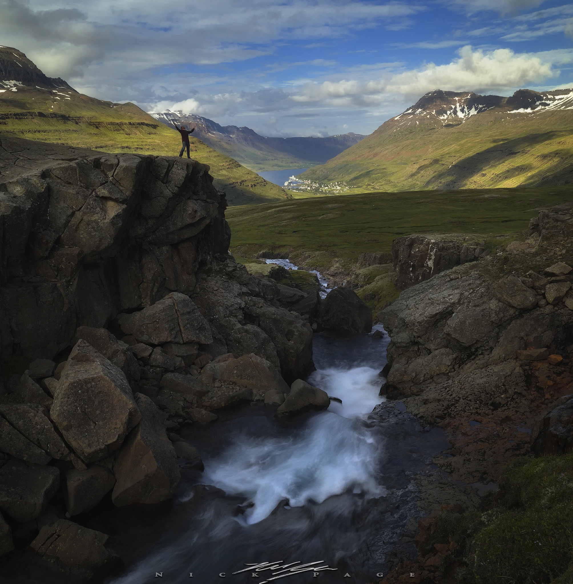 Valley-of-the-gods-2.jpg