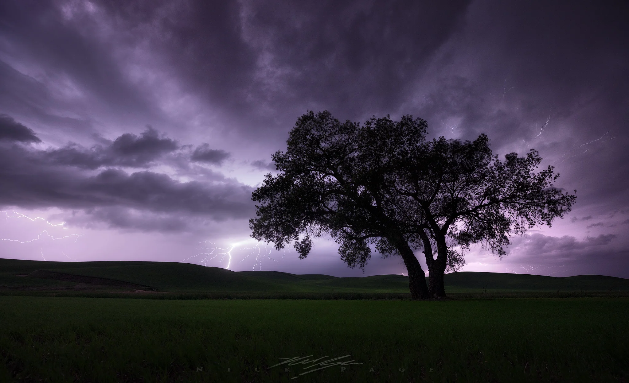 palouse-lightning.jpg