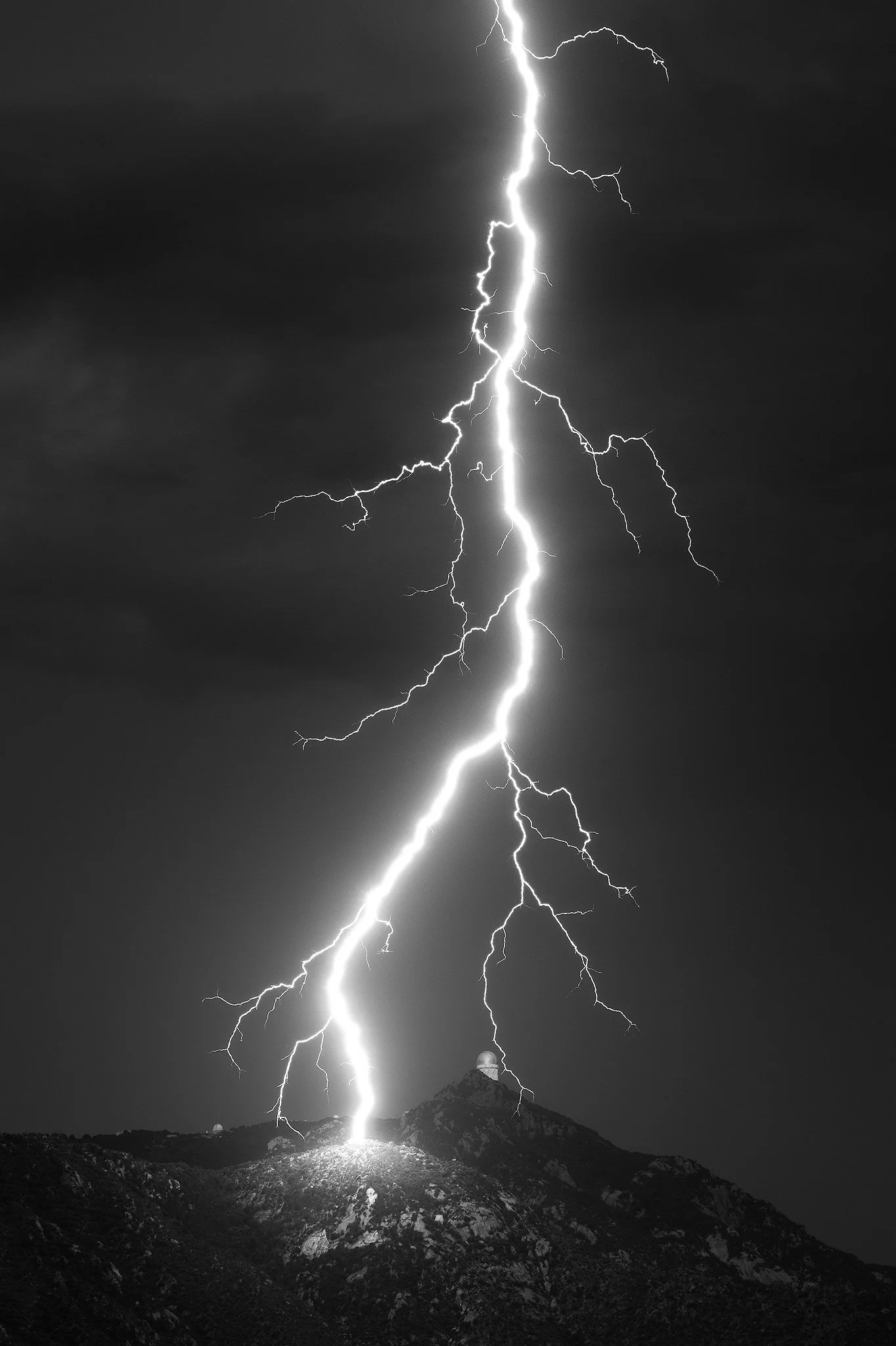 black-and-white-bolt.jpg