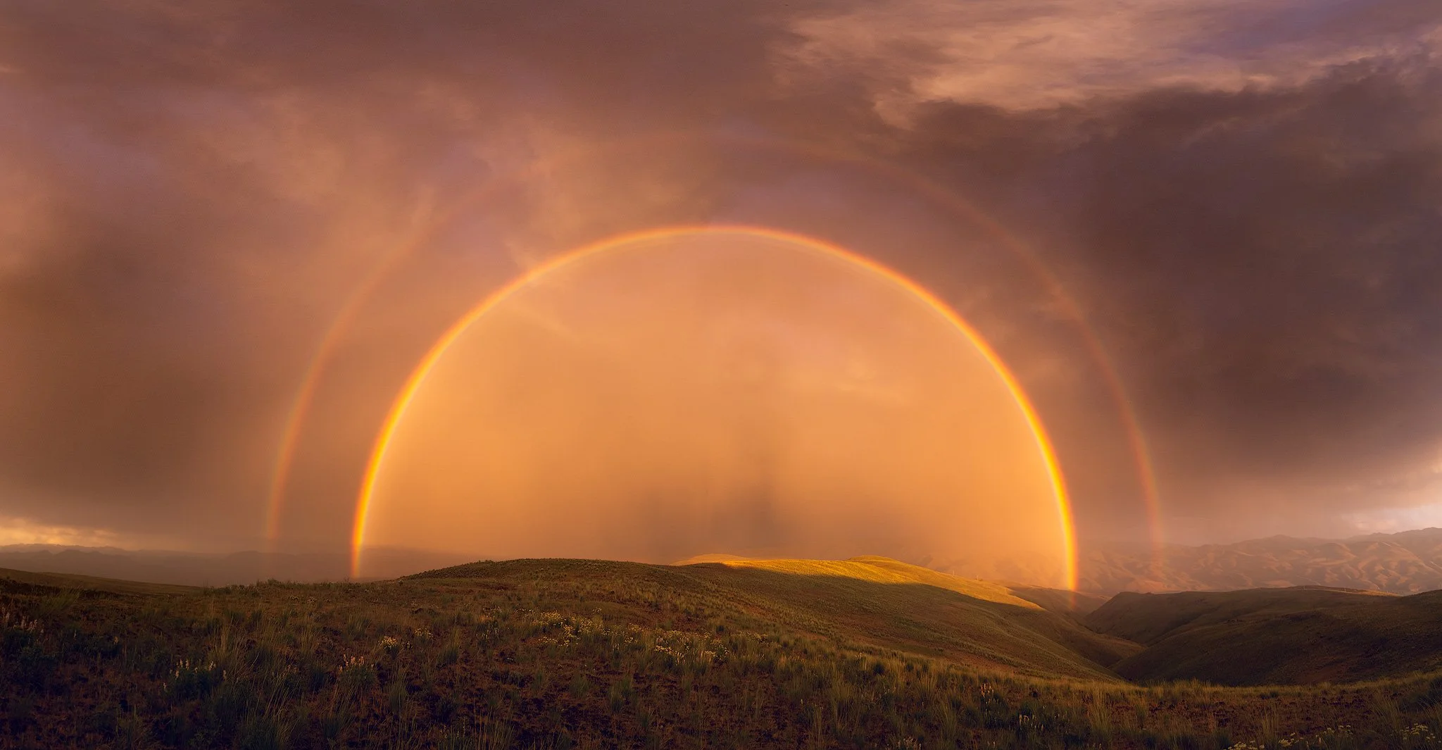 hells-canyon-rainbow.jpg