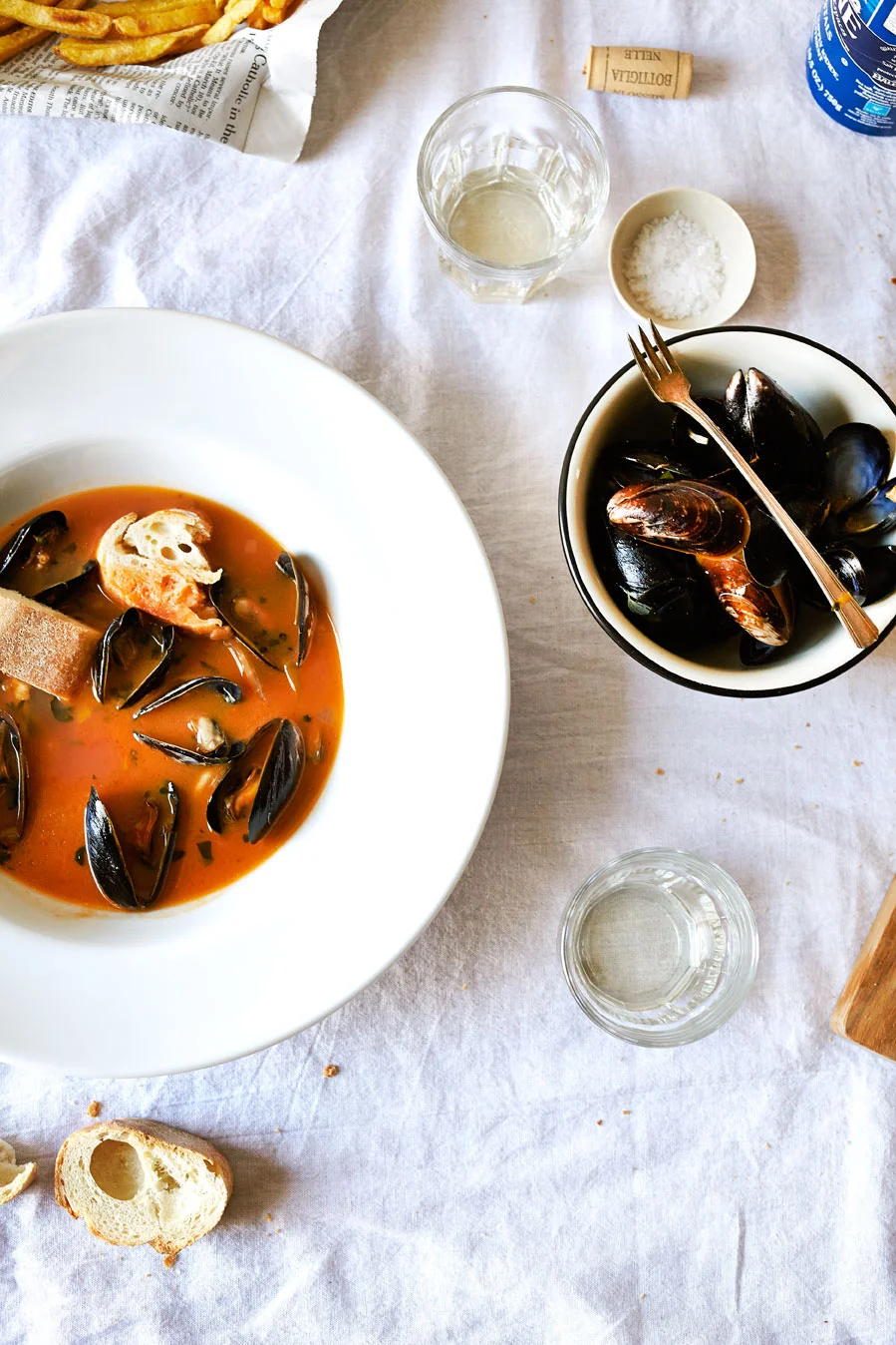 Eide_CuriousIssue_SteamedMussels0614WEB.jpg