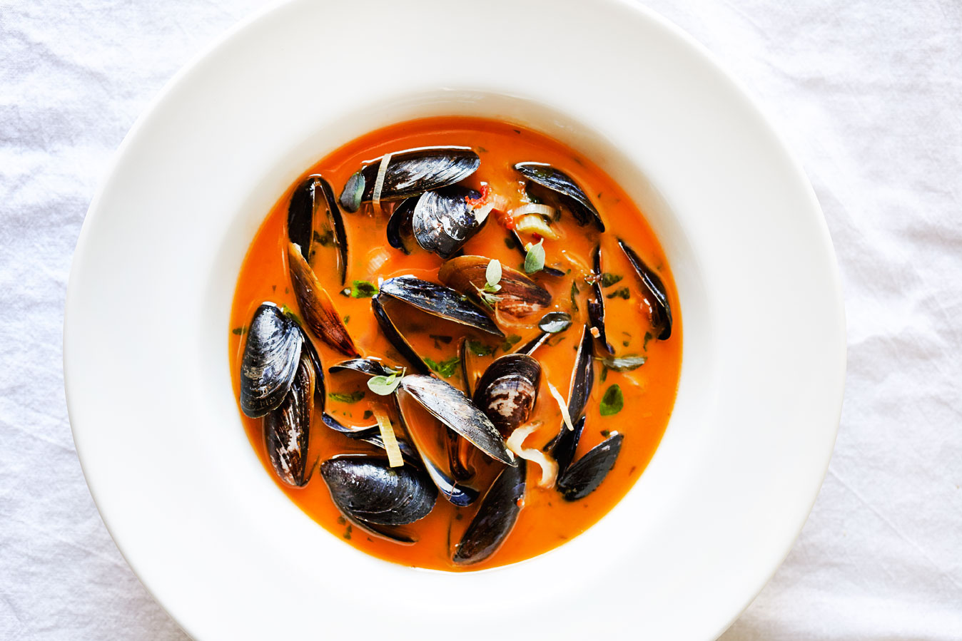 Mussels with Fennel, Marjoram & Tomato Jam Broth (GF)