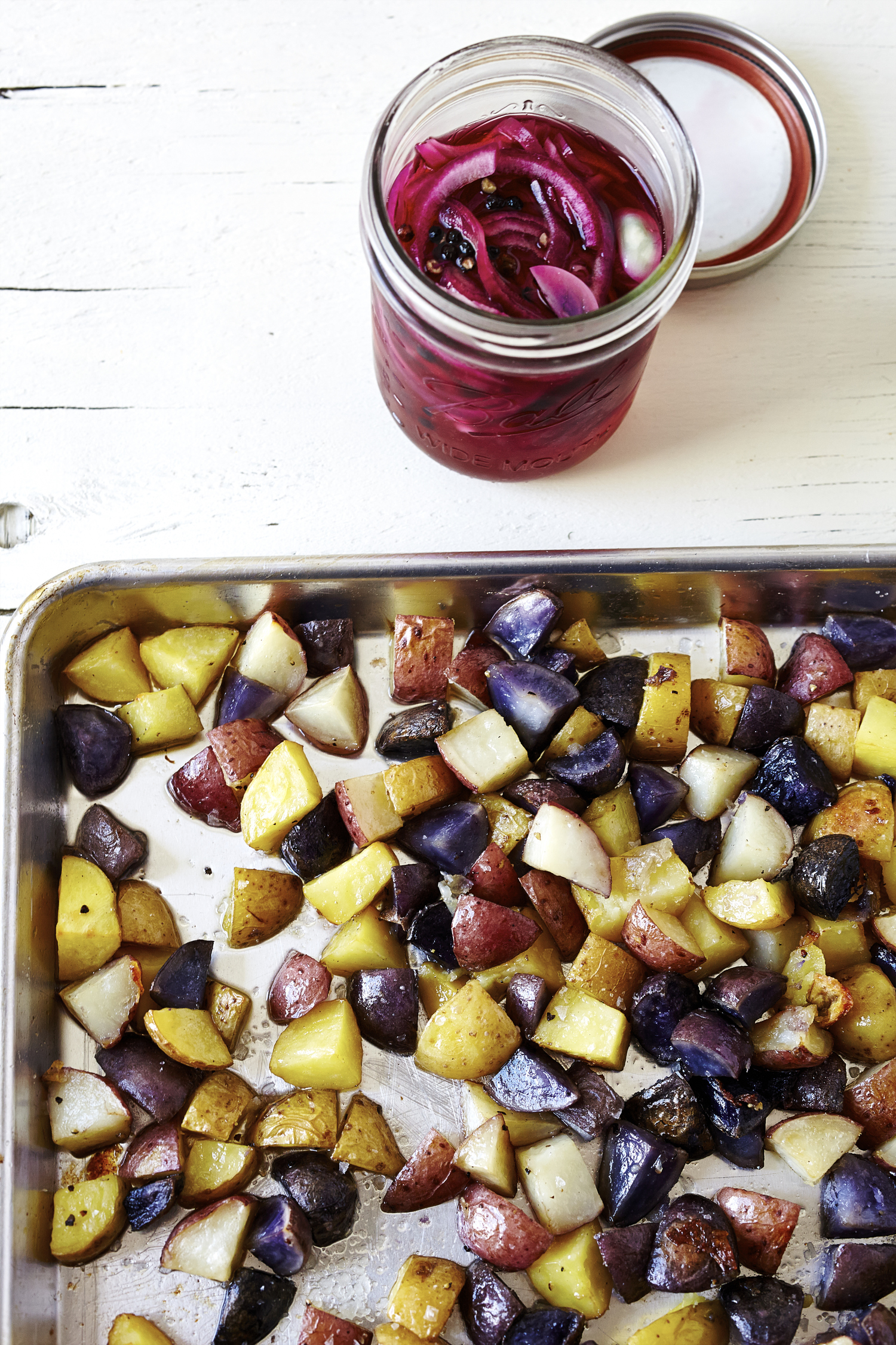 Quick-Pickled Red Onion (GF, V+)