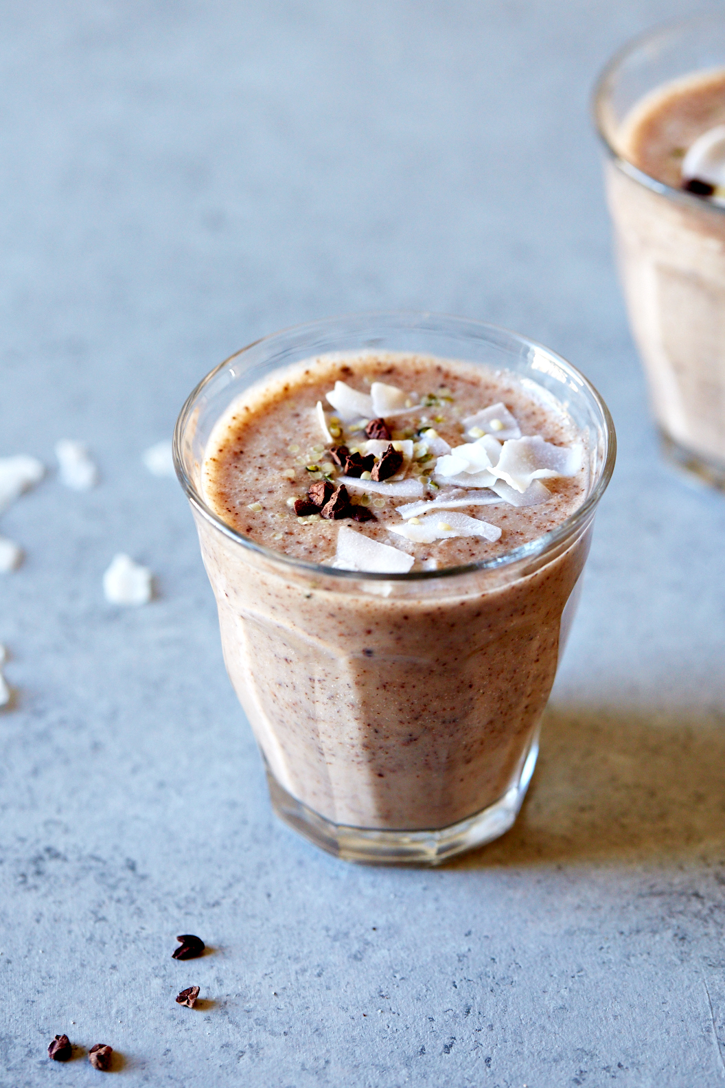 Creamy Coconut, Cacao & Banana Smoothie (GF, V+)