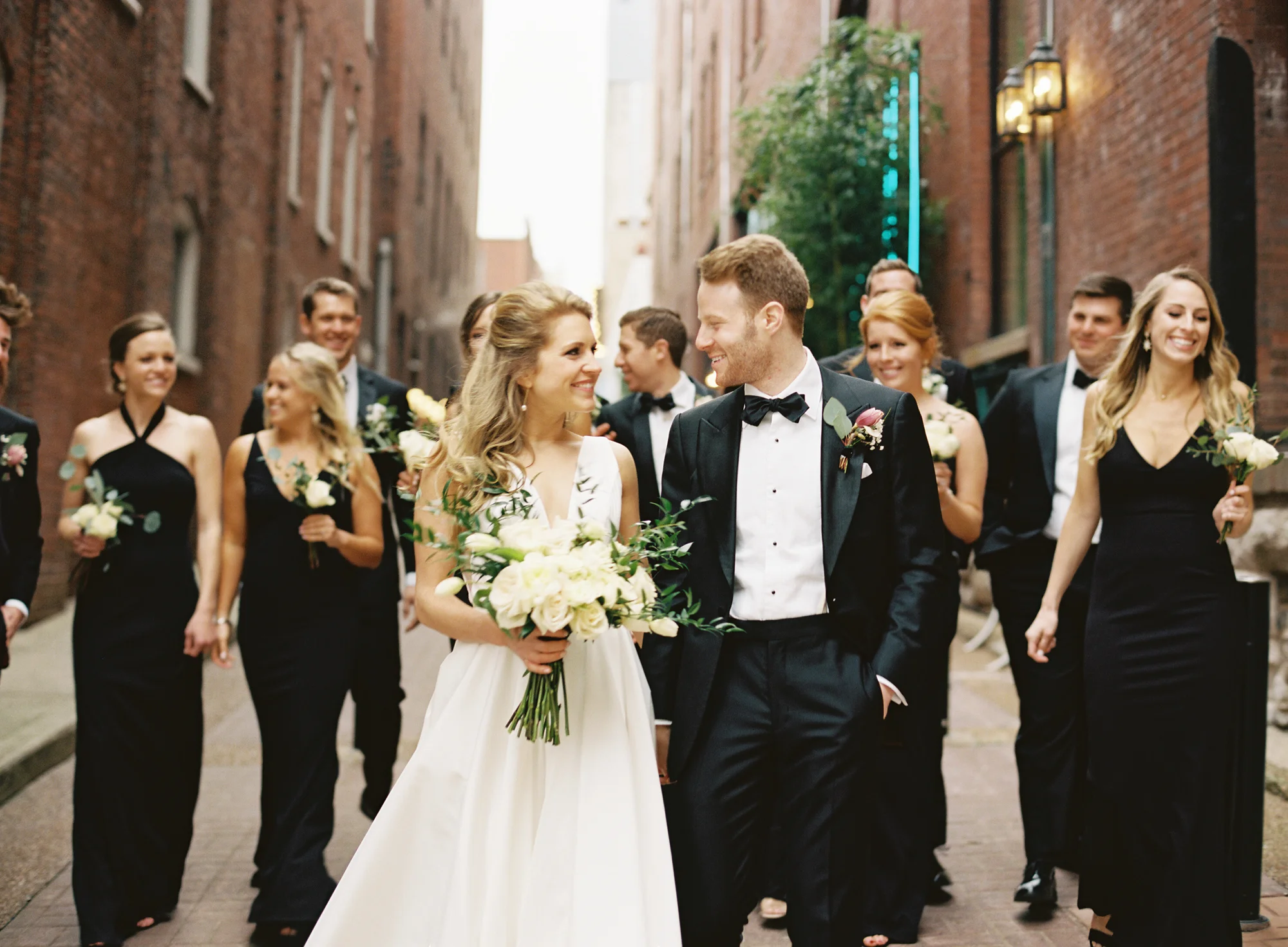 Nashville Wedding 21c Hotel and Museum-011.jpg
