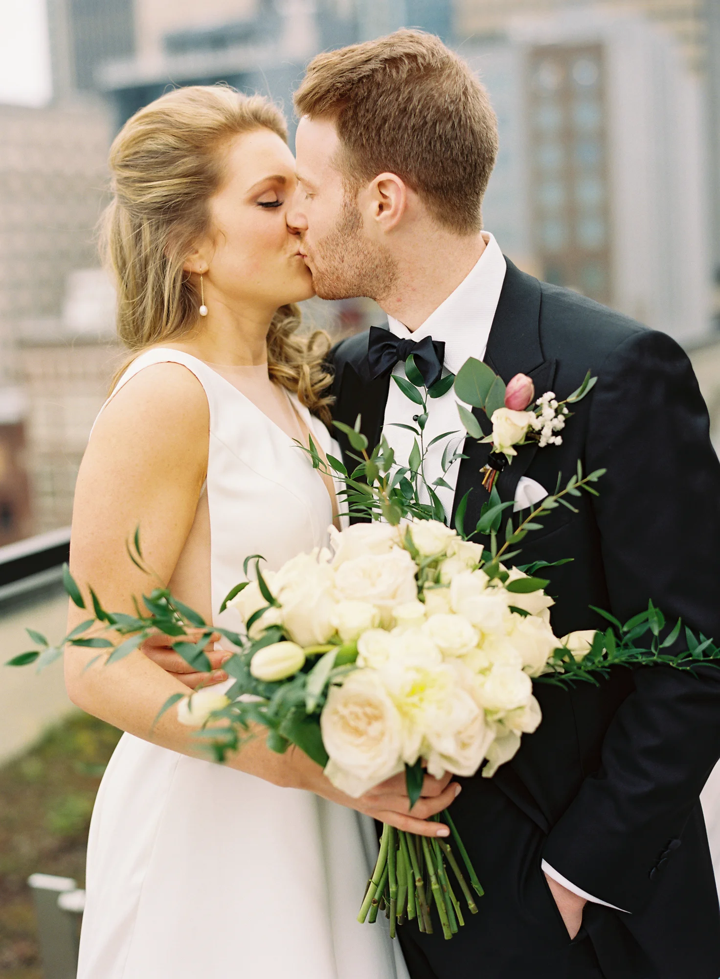 Nashville Wedding 21c Hotel and Museum-015.jpg