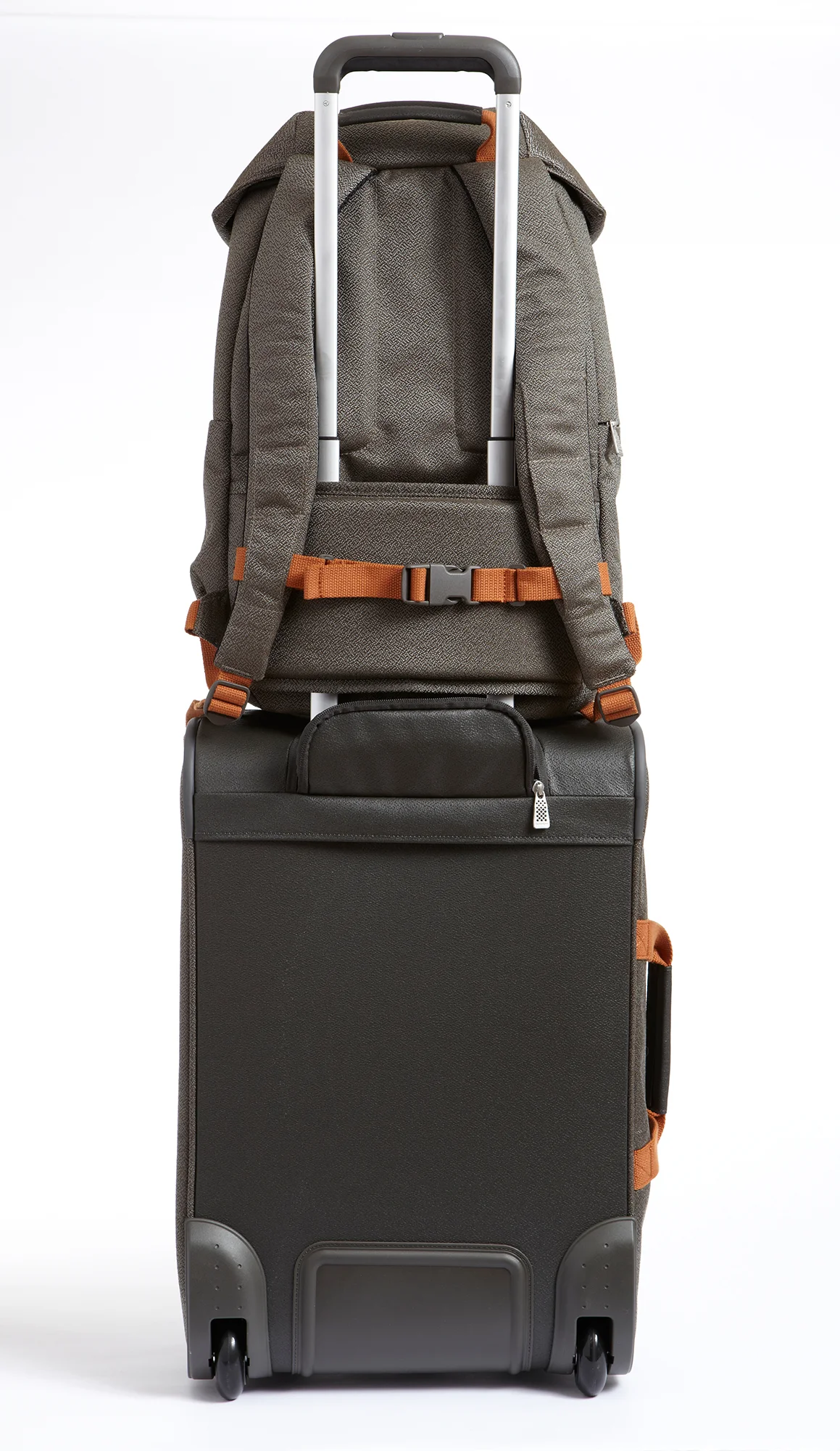 GreyBackpack+Folding_019.jpg