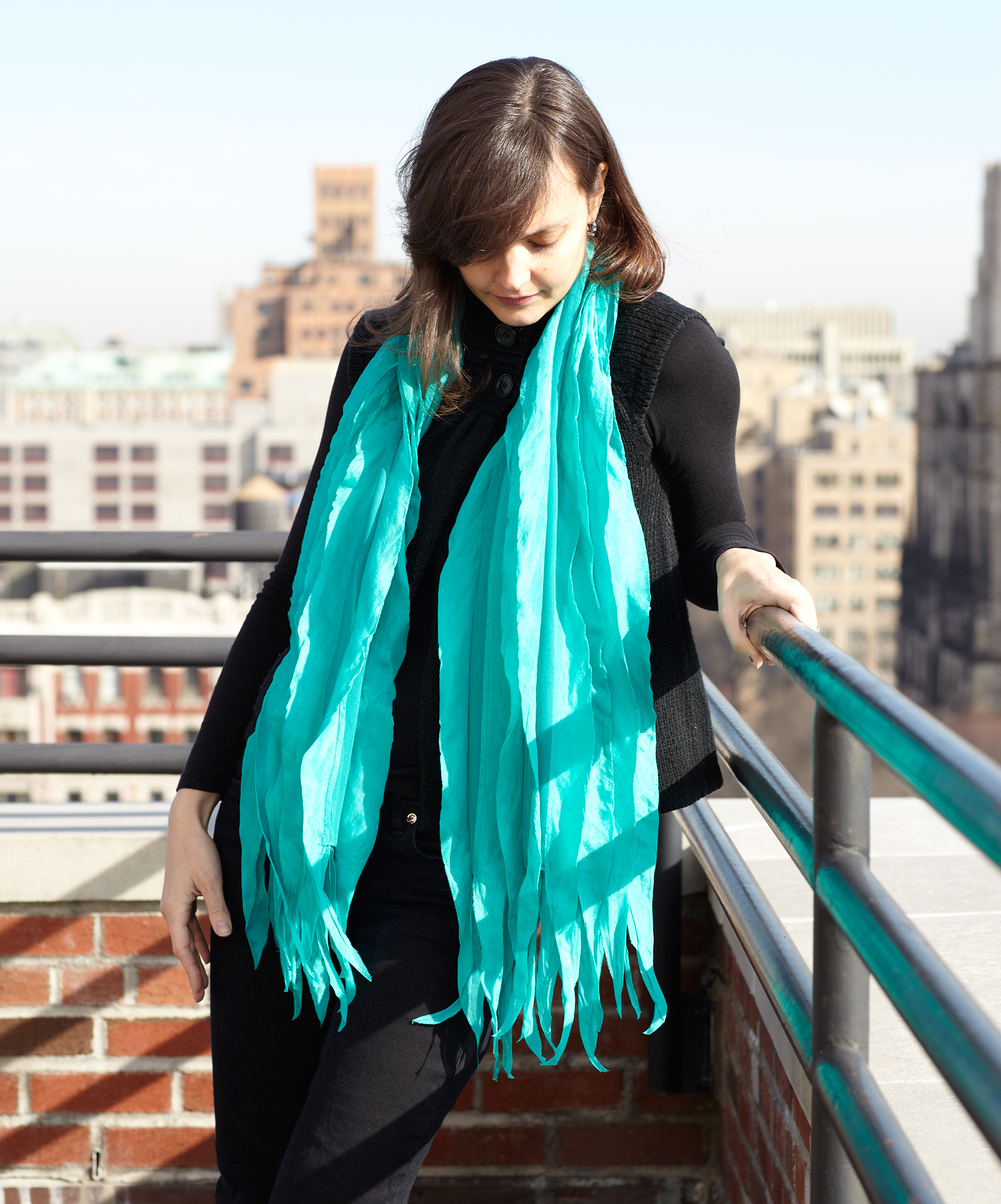 EricRaisina_Scarf_Turquoise_EDITORIAL_010.jpg