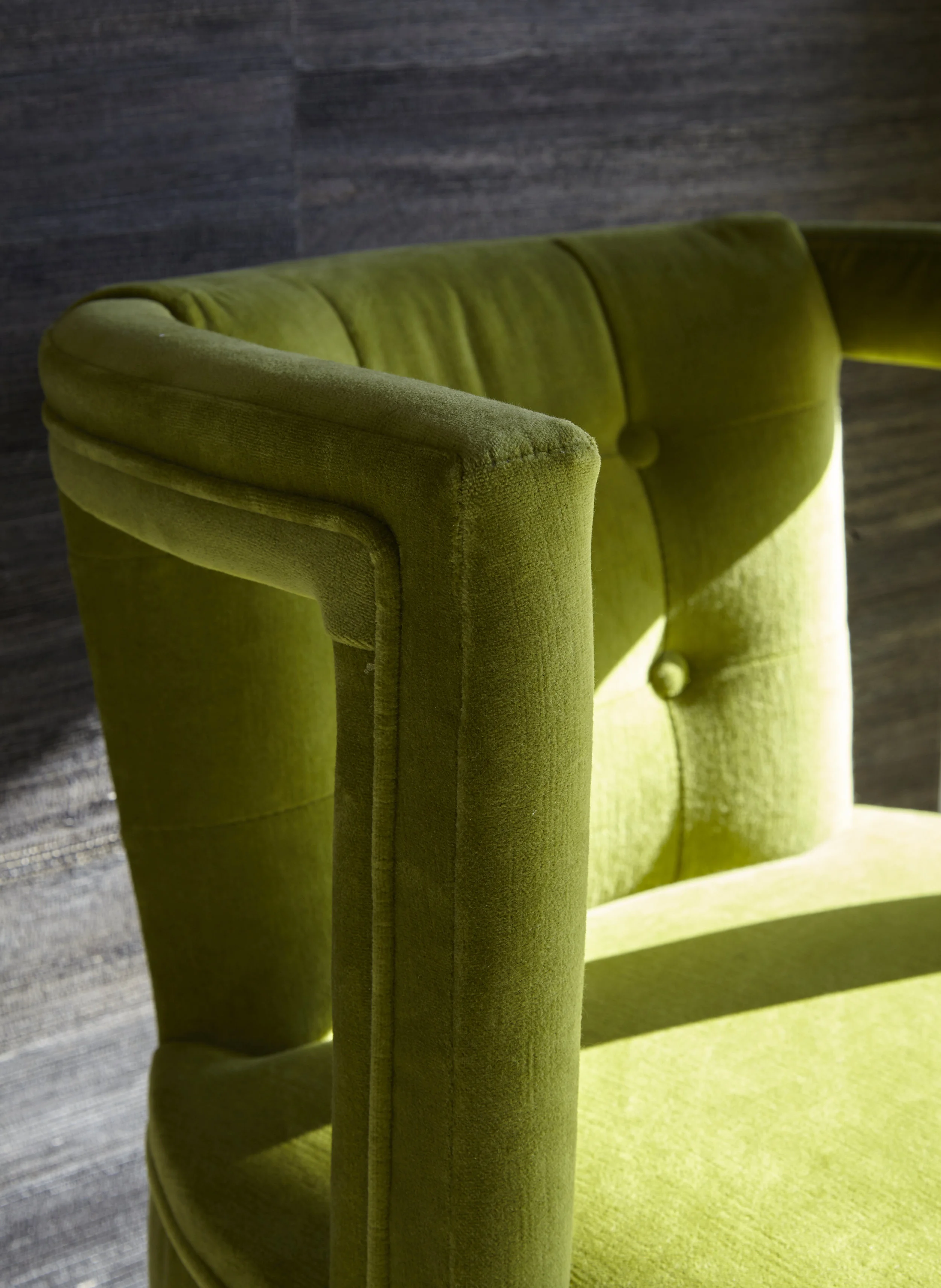 GreenChair_128.jpg