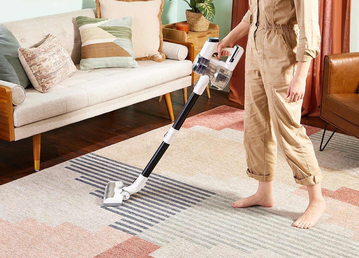 BHG-how-to-clean-area-rugs-hero-49516_WEB.jpg