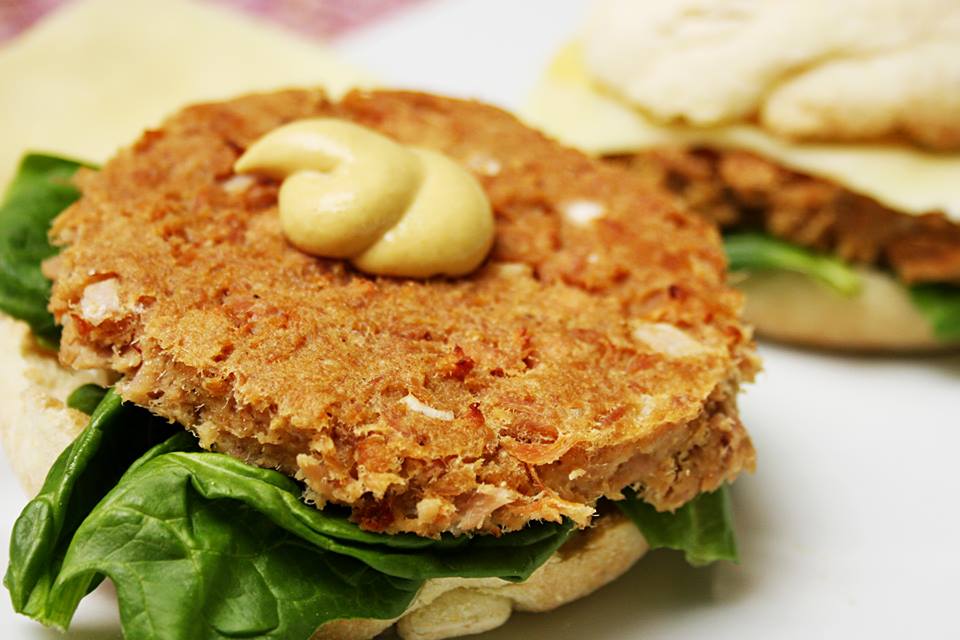 classic tuna burger.jpg