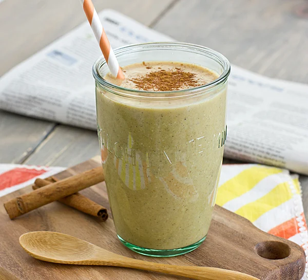 spiced banana smoothie.jpg