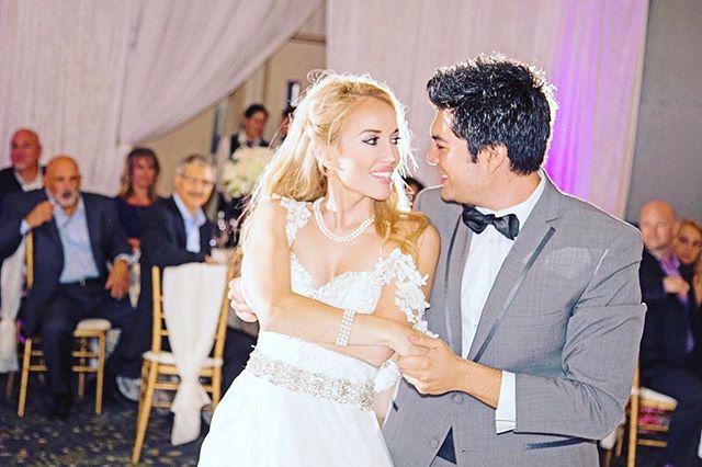 Happy anniversary Mike & Elice! Canβt believe it has been 3 years already!! π #takemyleadla