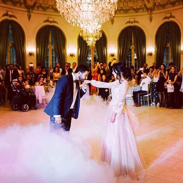 What a gorgeous shot of the beginning of Alexandra and Fadiβs #firstdance!!! SO ROMANTIC!!!!! ππβ€οΈπ°π»#wedding #bride #groom #dancer #takemyleadla
