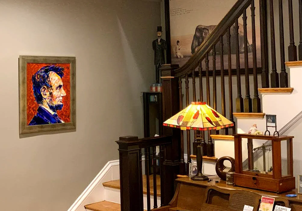 ROOMS BENNETT RED PROFILE LINCOLN .JPG