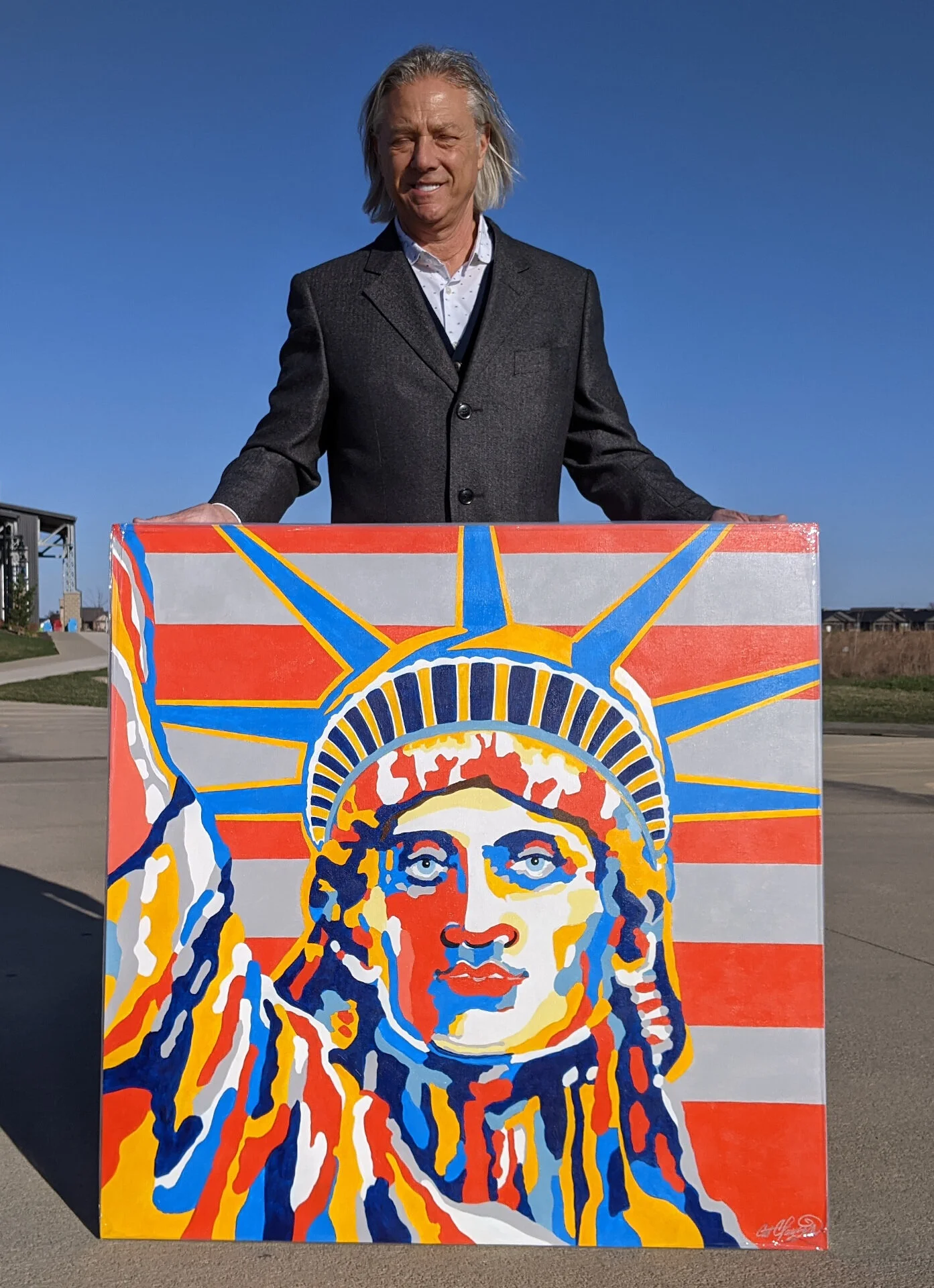 PRM LADY LIBERTY WITH TIM SHAY BLOOMINGTON .jpg