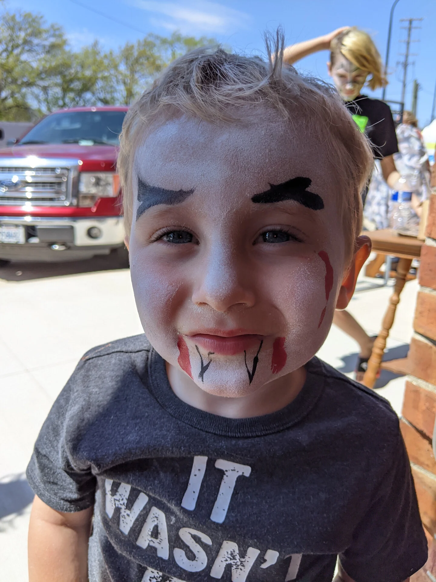 I enjoy painting faces too -!