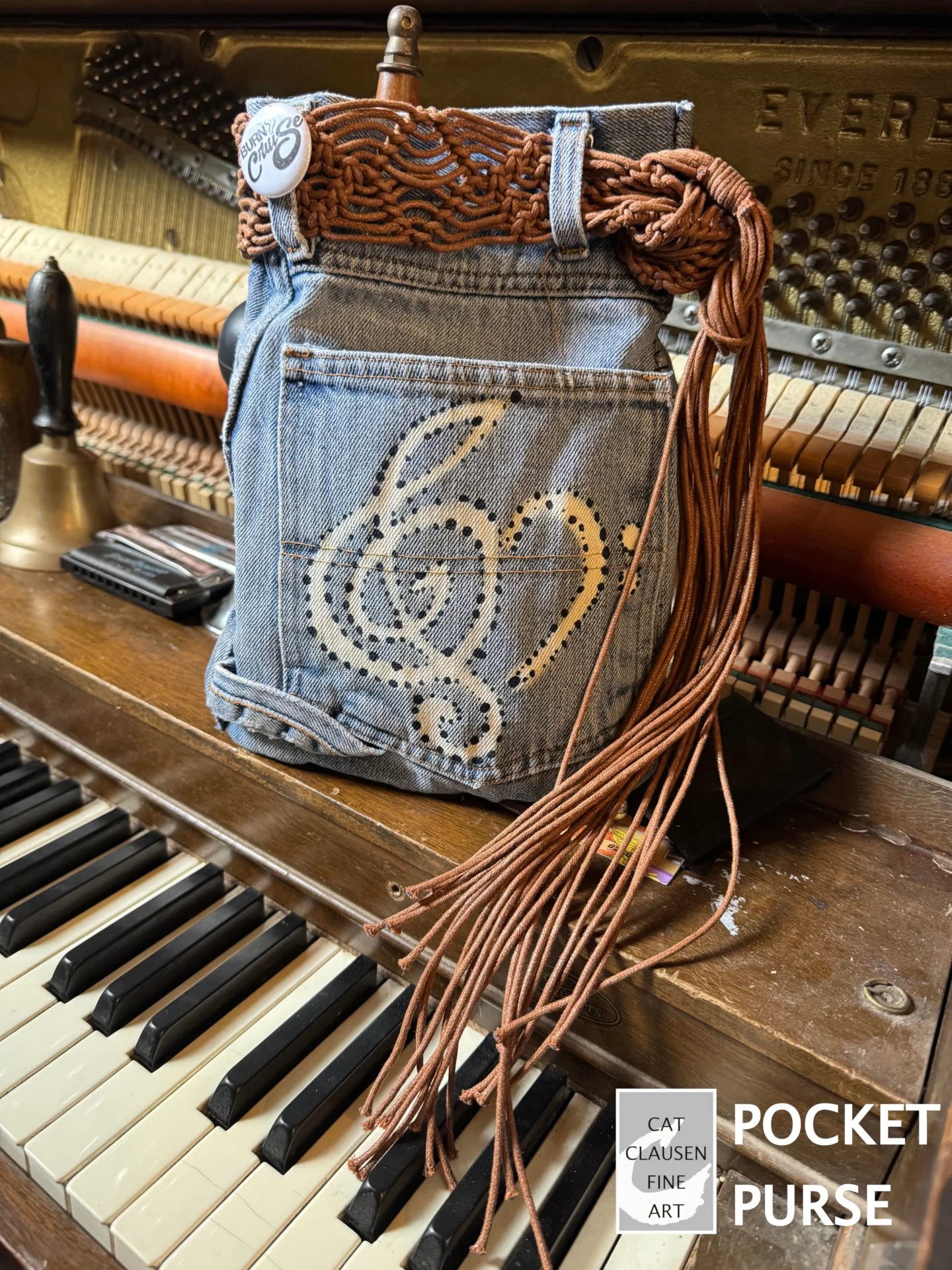 BLEACH White Text PIANO Pocket Purse.jpg