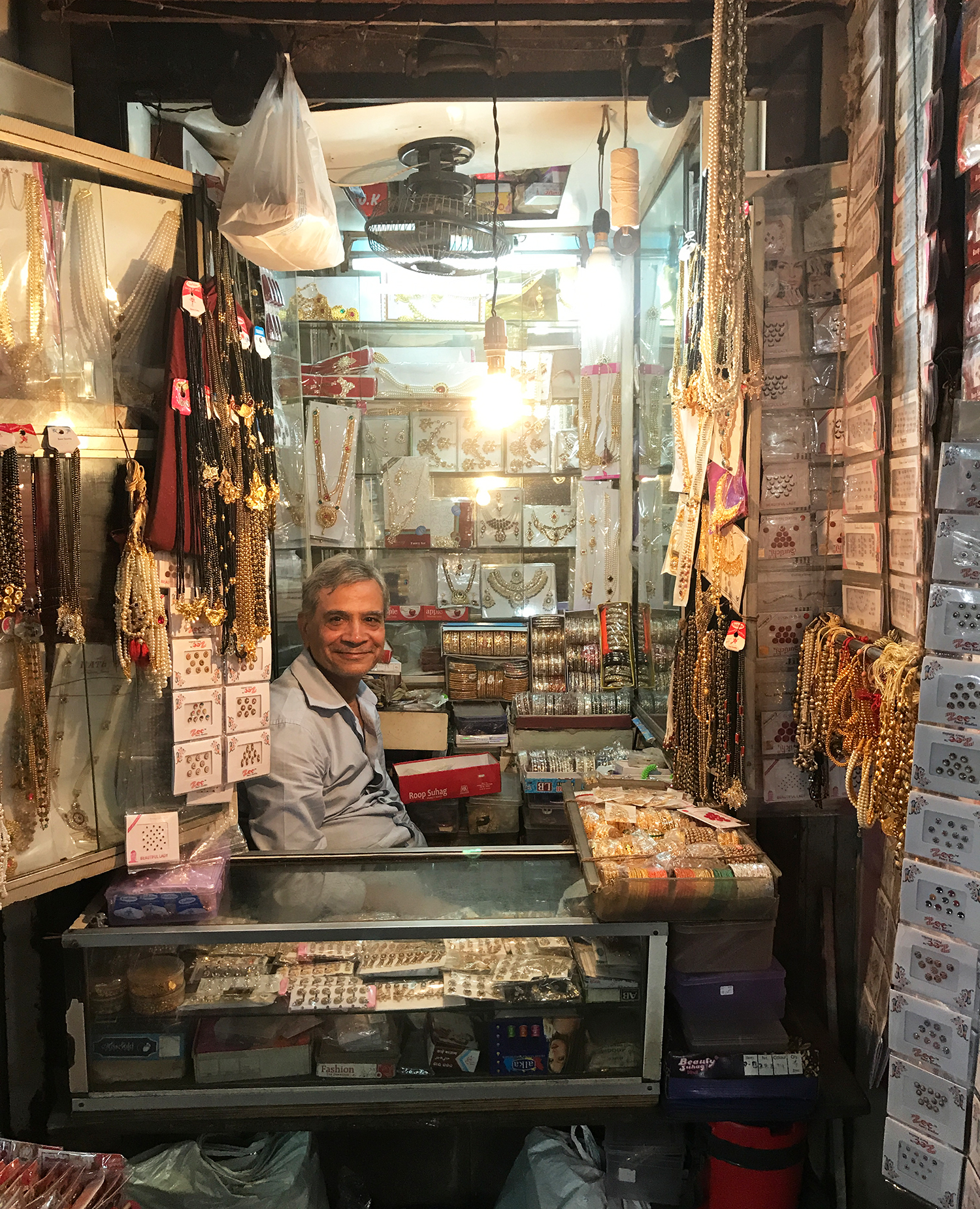 A tiny 70 years old jewelry shop and its owner.